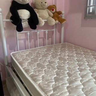 (Category: ) located in . Submitted by tashas (Listing ID 1150905495, Image 1). Description: .