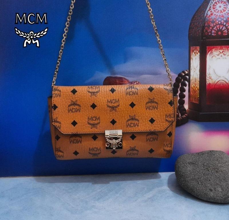 Tas MCM Millie Visetos Flap Crossbody Medium, Fesyen Wanita, Tas
