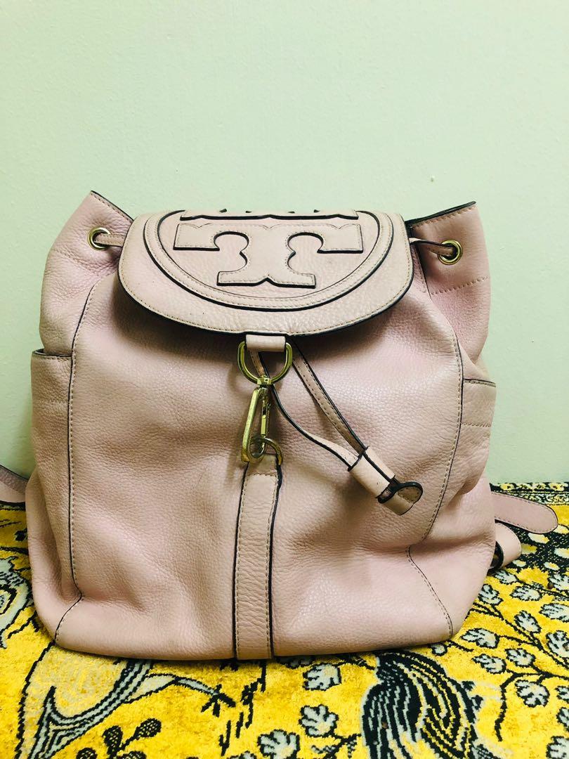 Tory burch all t drawstring fold over backpack, Women's Fashion, Bags &  Wallets on Carousell