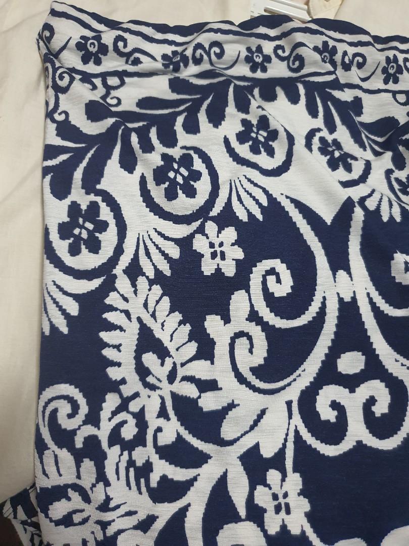 Tube Maxi dress (Category: Dresses) located in Quezon City. Submitted by pinds (Listing ID 1150878080, Image 1). Description: Stretchy will 2 side pockets size M-L.