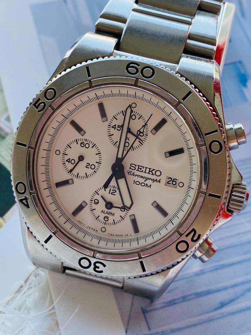 Vintage Seiko Chronograph Quartz with Sapphire Crystal Glass, Men's  Fashion, Watches & Accessories, Watches on Carousell