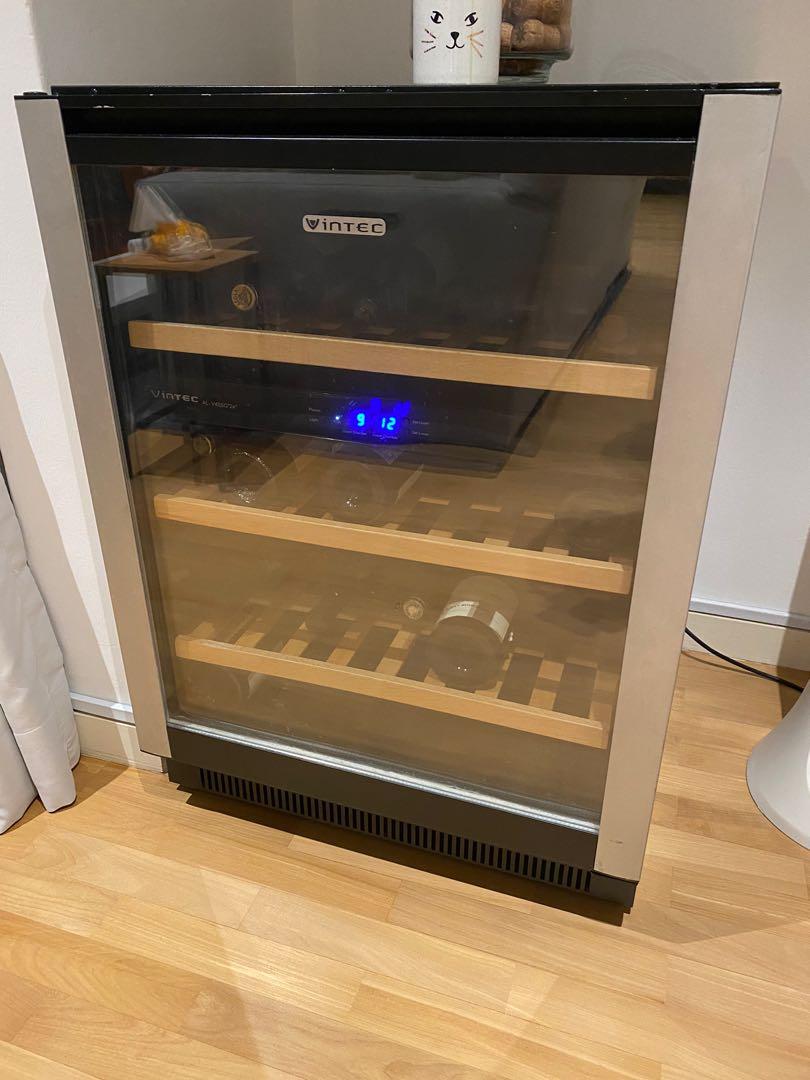 Vintec 40bottle dual zone wine fridge / cooler, TV & Home Appliances
