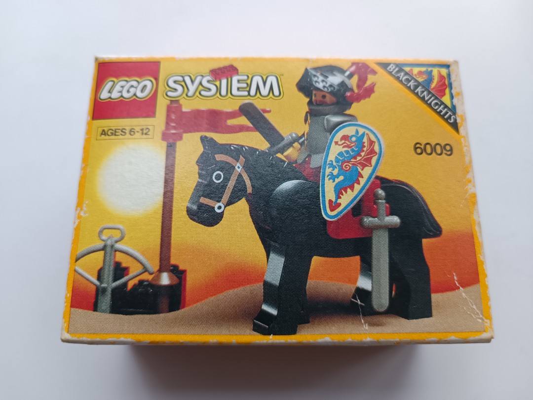 全新未開盒 Lego 6009 Black Knight System Castle 武士系列 (1992年出產), 公告欄 Carousell