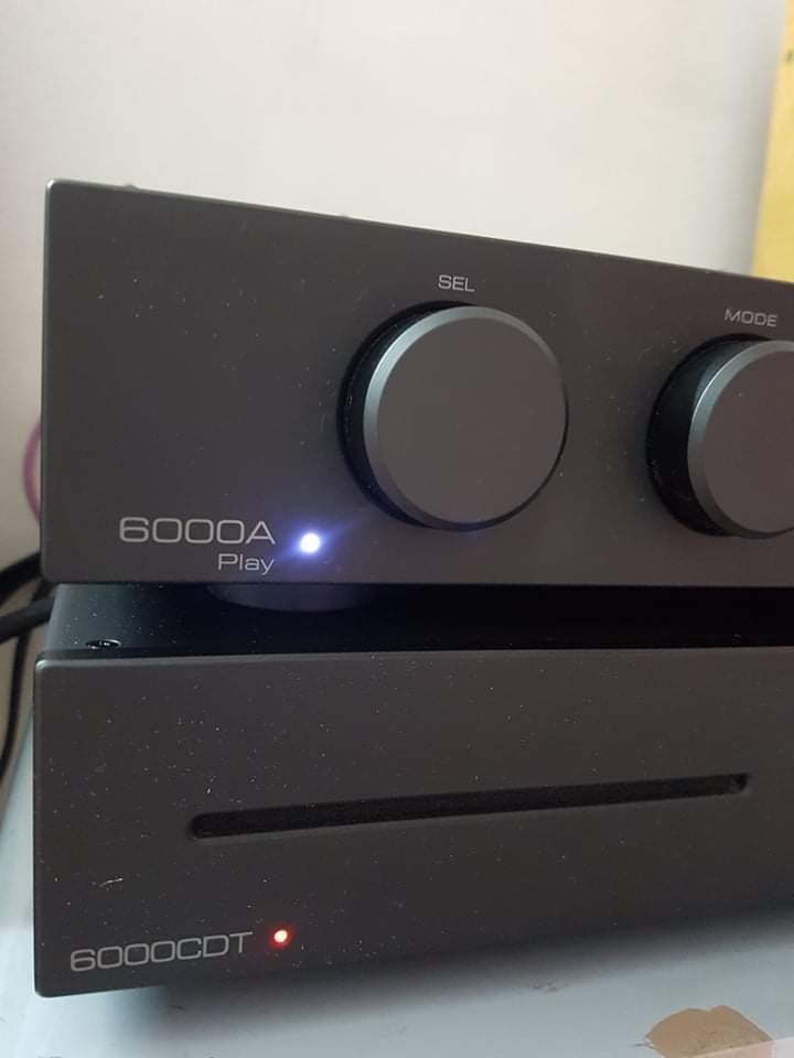 Audiolab 6000A Play Amplifier Wireless Steaming Player with Buildin DAC and Multiroom Wireless