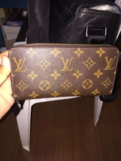 (Category: ) located in . Submitted by okaypreloved (Listing ID 1035984076, Image 1). Description: .