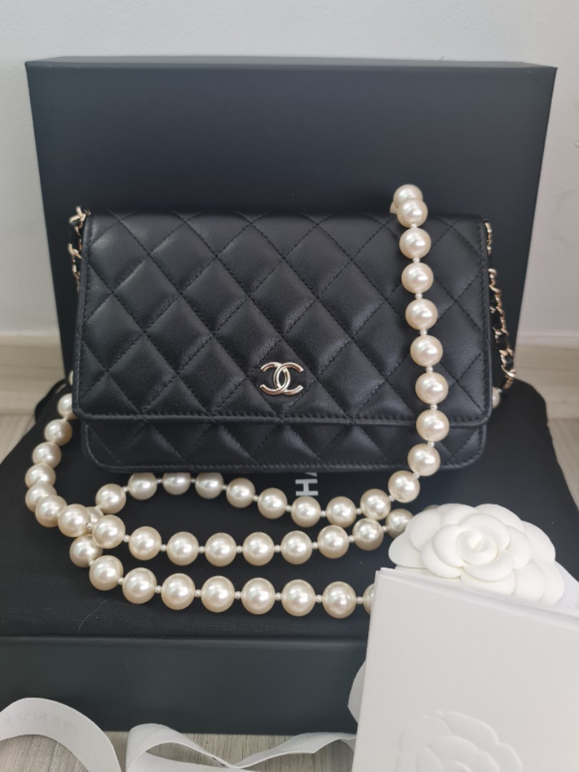 Chanel maxi pearl woc clearance