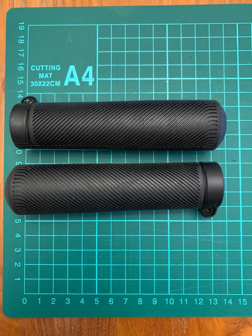 Brompton M bar Handlebar Grips, Sports Equipment, Bicycles & Parts