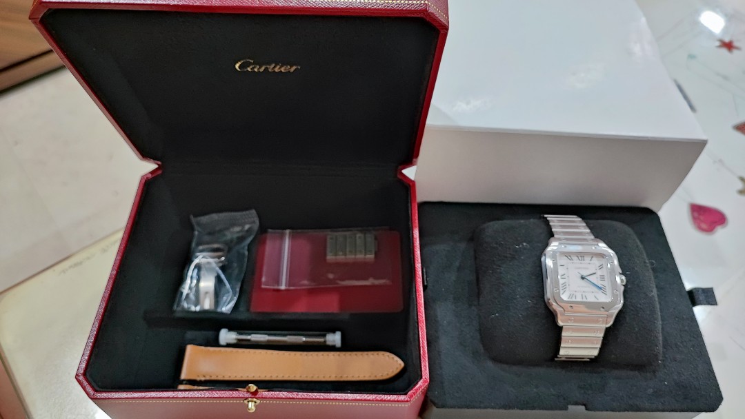 Cartier Santos medium, Luxury, Watches 