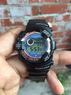 frogman divers 200m