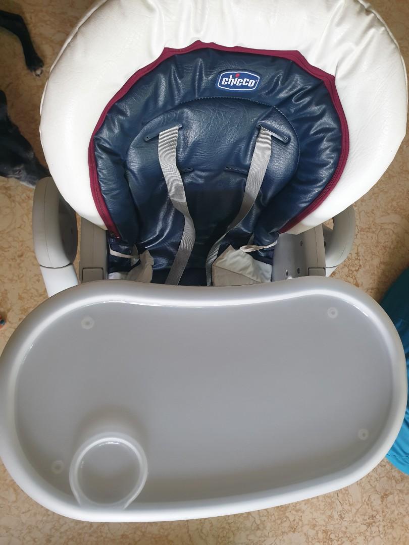 Chicco High Chair with wheels, double tray and reclining seat, Babies
