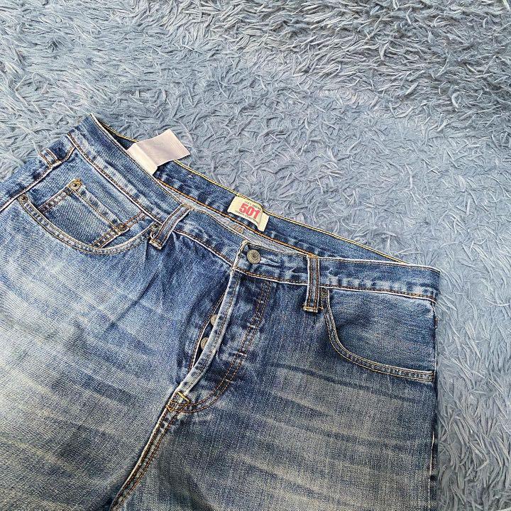 Clana Levi's 501, Barang Mewah, Pakaian 