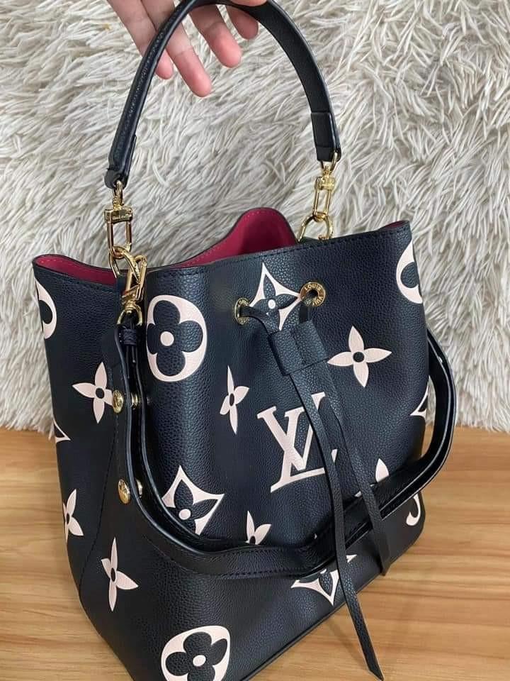Louis vuitton pull string bag outlet