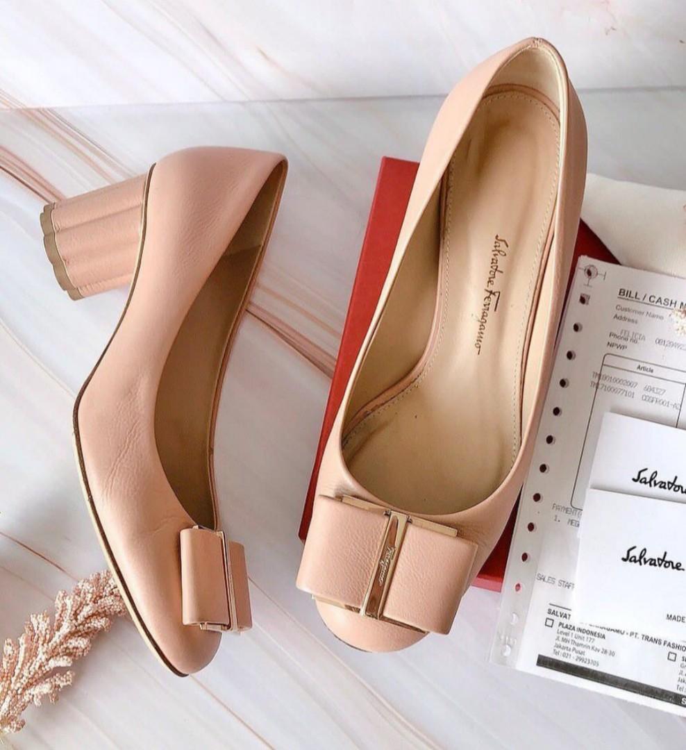 Fast Sale Preloved Salvatore Ferragamo SF Pumps Capua 55 New Blush Calfskin 2019 sz 6D sz 36 36.5 insole 23 23.2 cm heels 5.3 cm