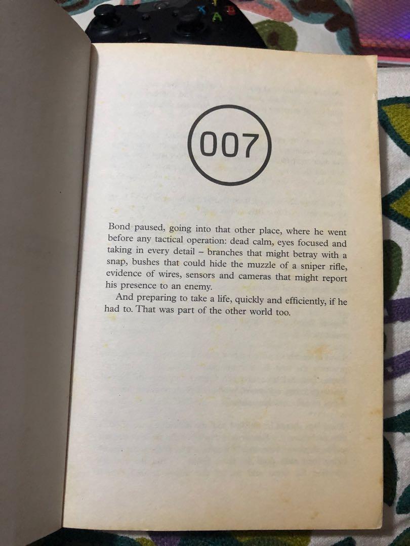 James Bond 007 Novel "Carte Blanche", Hobbies & Toys, Books & Magazines