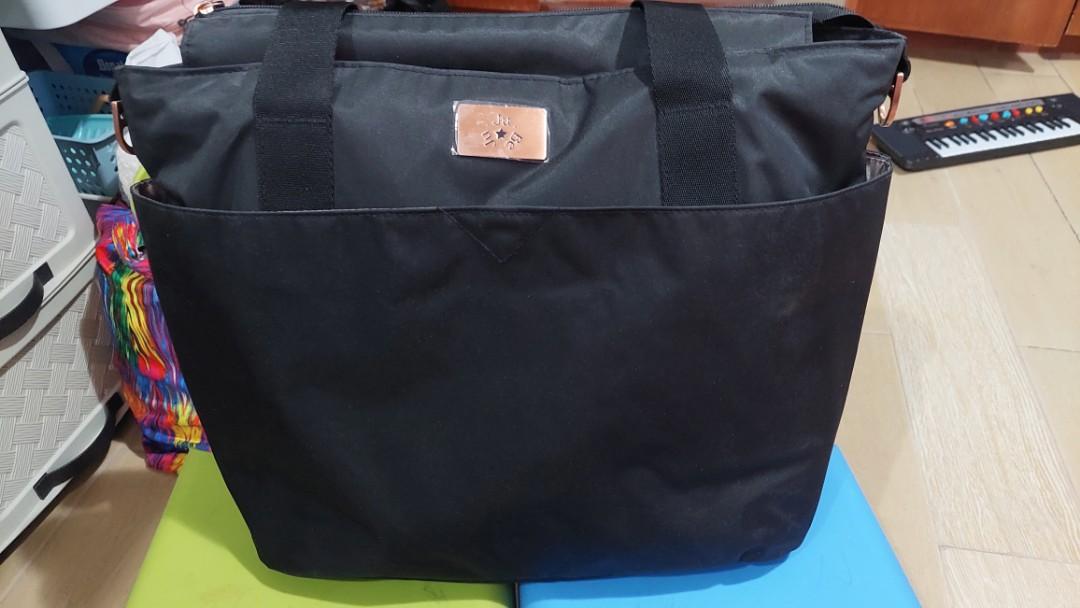 Encore tote shop black rose