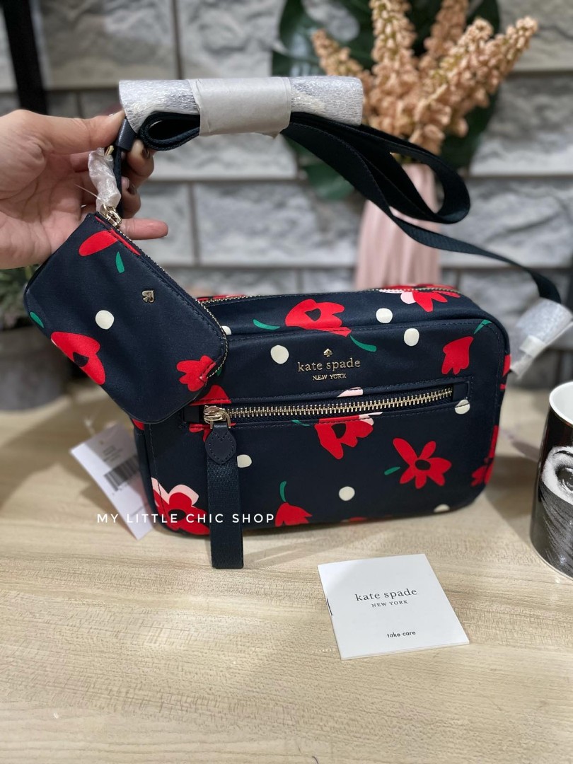 Kate spade chelsea camera bag w detachable coin purse, Women's Fashion, Bags  & Wallets, Cross-body Bags on Carousell