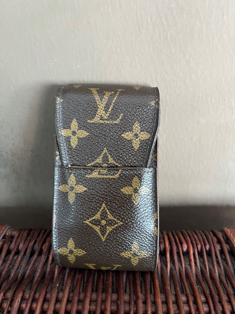 LV CIGARETTE CASE, Men's Fashion, Watches & Accessories, Wallets & Card  Holders on Carousell