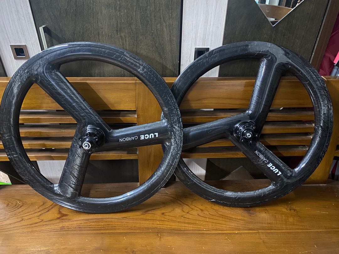 Luce carbon wheelset 451 Sports Equipment Bicycles Parts on