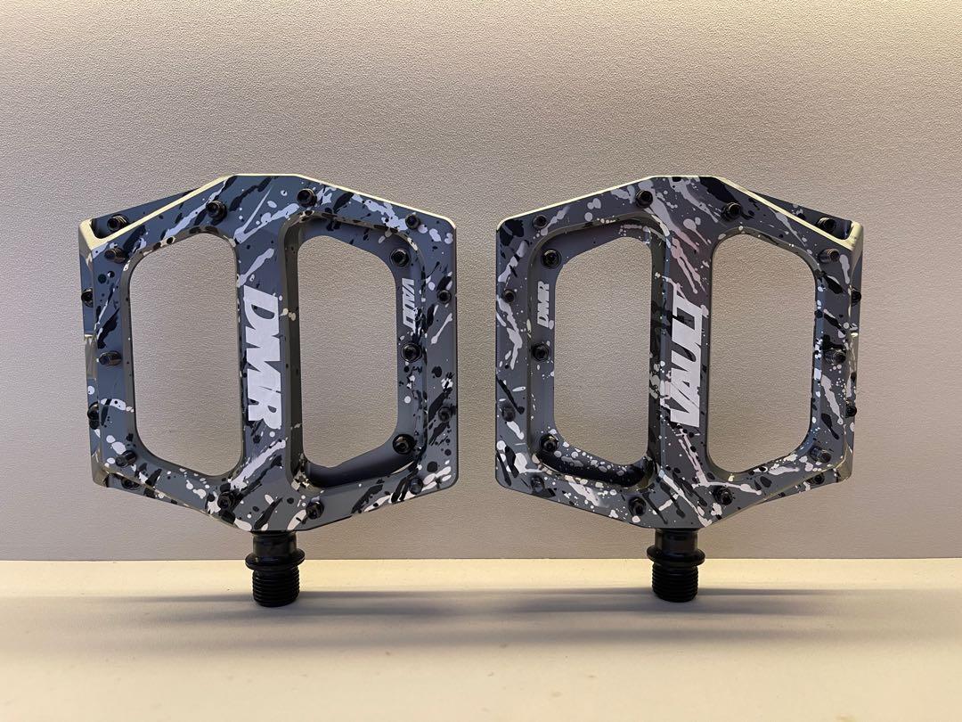 New DMR SPECIAL EDITION LIQUID CAMO VAULT PEDALS Usual price 220