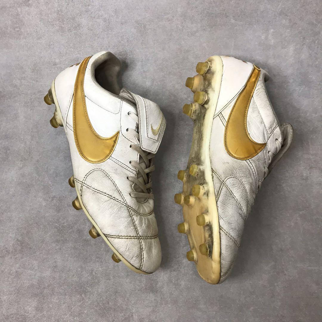 Nike premier 2.0 white and gold store