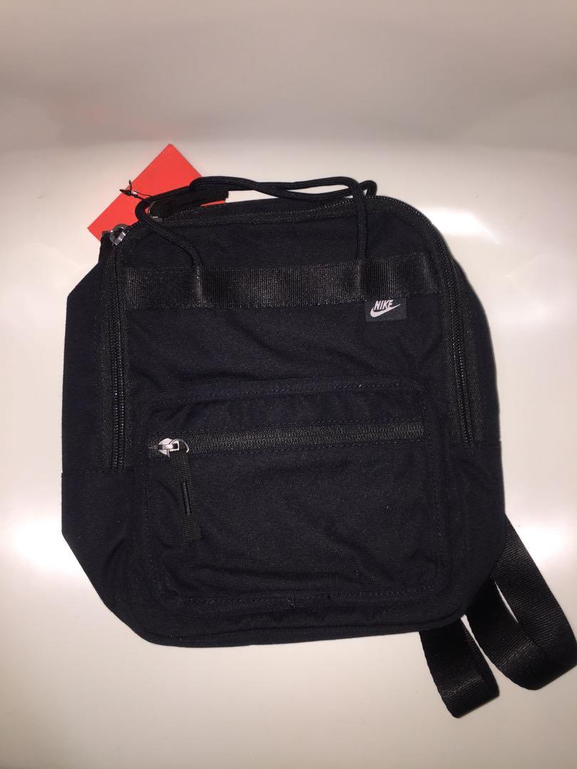 Nike tanjun sale backpack black