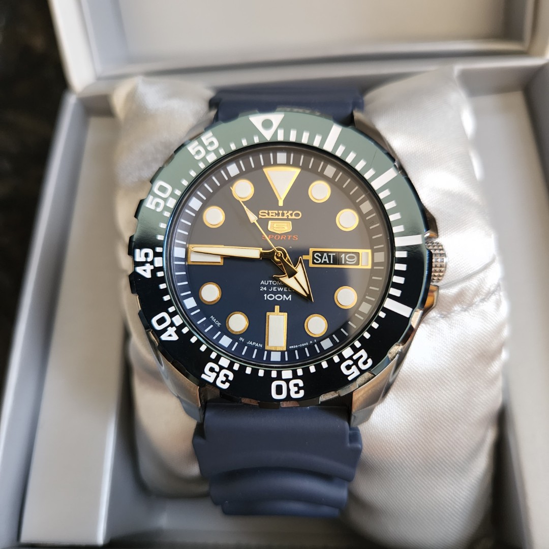Seiko hotsell sports price