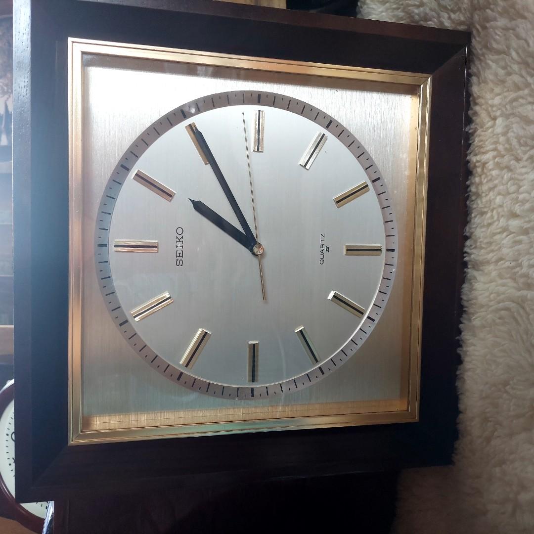 SEIKO VINTAGE WALL CLOCK in solid wood frame, Furniture & Home Living