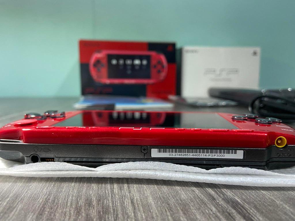Sony PSP3000 Red Black Value Pack like new, Video Gaming, Video Game