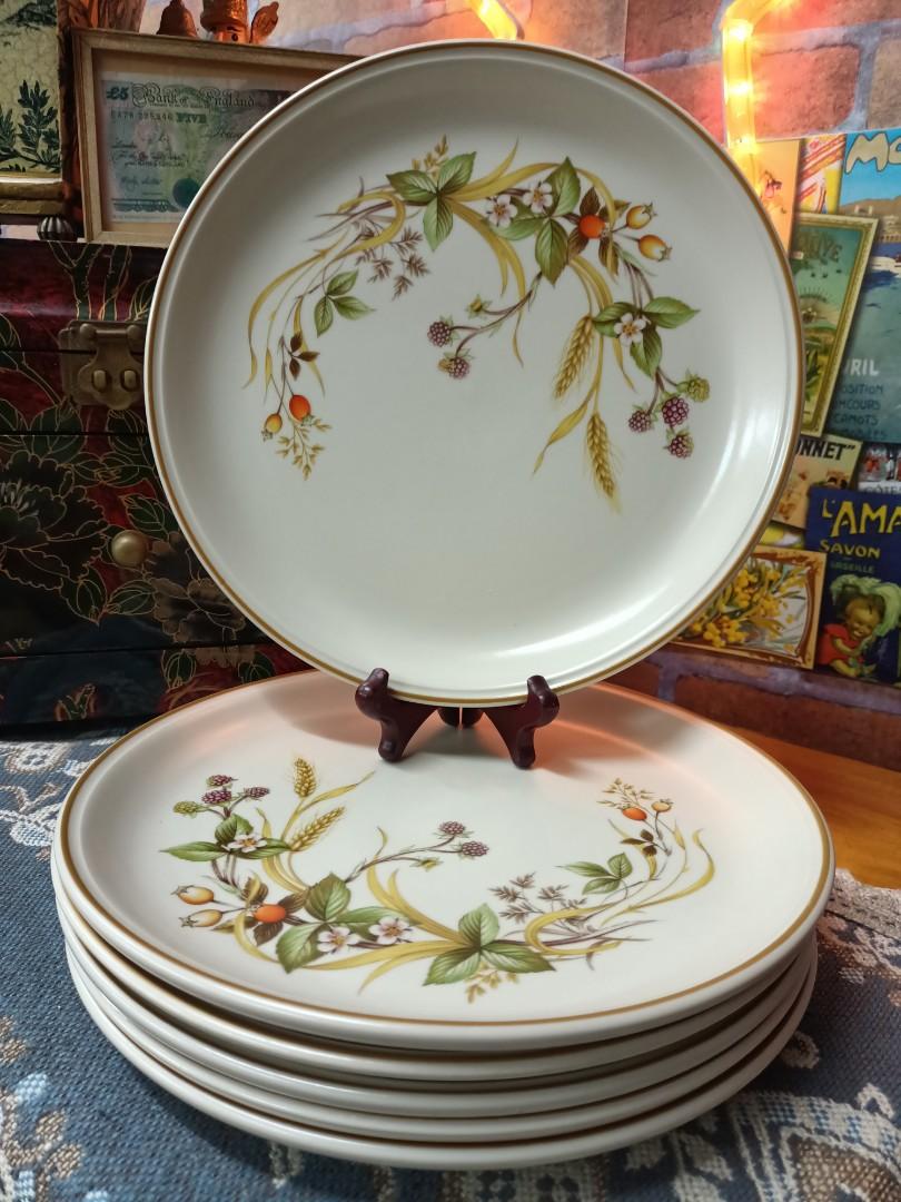 Harvest 2025 dinner plates