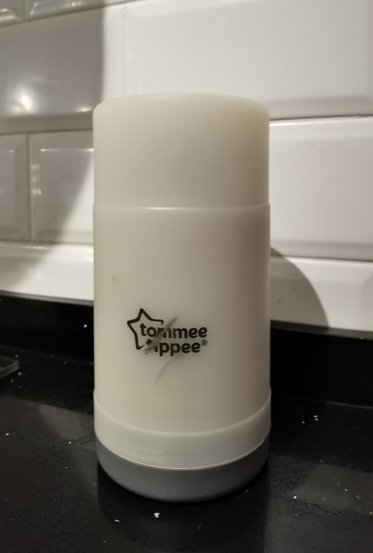 Tommee Tippee Flask, Babies & Kids, Nursing & Feeding, Breastfeeding