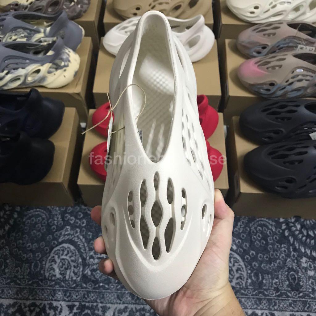 Yeezy Foam Runner Ararat, Men's Fashion, Footwear, Flipflops and Slides on  Carousell