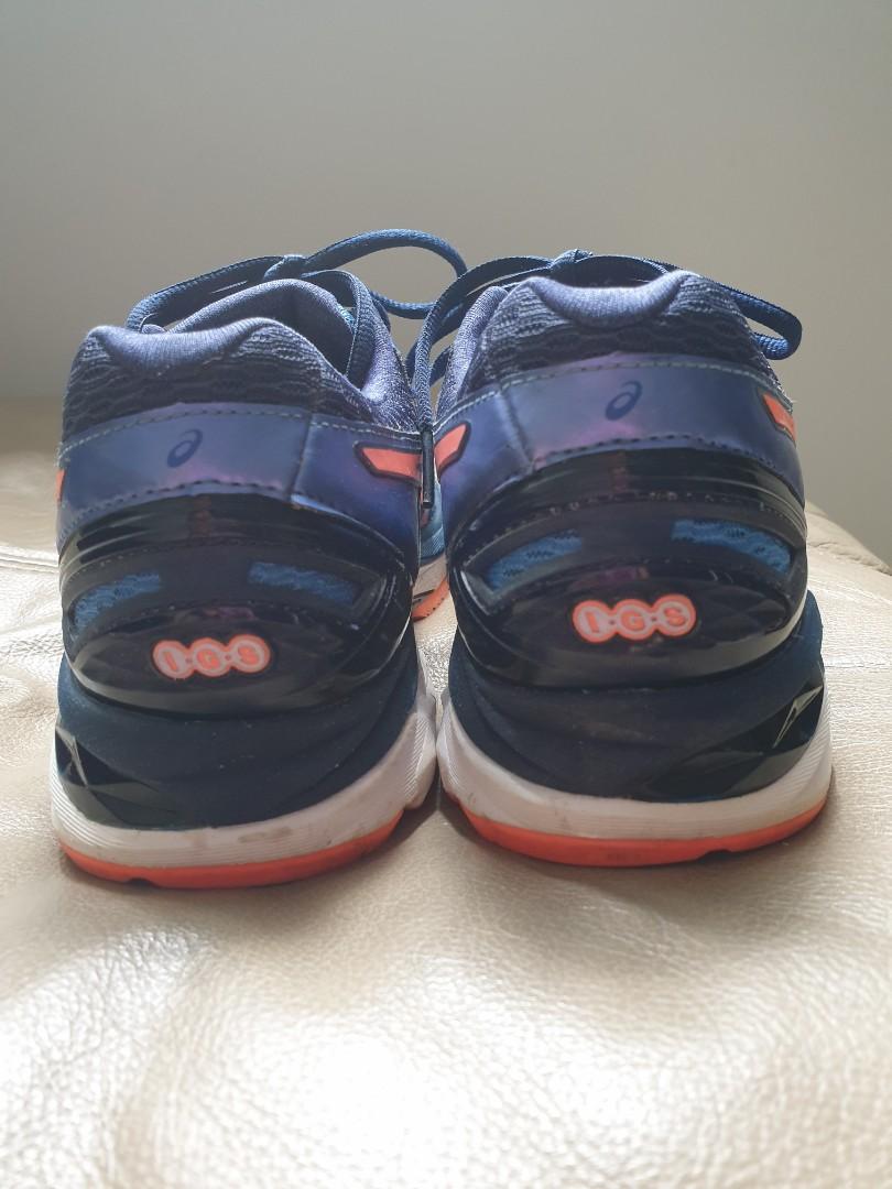 duomax running shoes