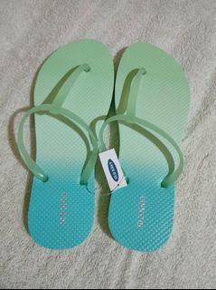 Brand-new! Old Navy T Slippers . Size: 9US. Bought in Canada