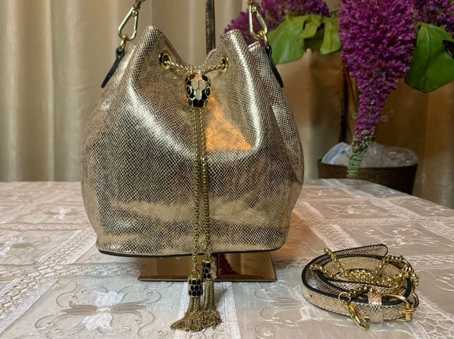 Bulgari serpenti bucket bag sales