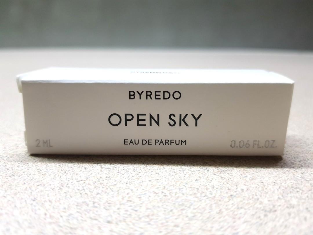 Byredo Perfume - Open Sky 💯 AUTHENTIC (Category: Fragrance & Deodorants) located in Caloocan City. Submitted by chiescake25 (Listing ID 1151360116, Image 1). Description: 100% Authentic or your money back! I have e-receipts from Byredo and proof of payment via Paypal if you have doubts about the authenticity Only literally tried this out and kept back in the box. just about 2-3 sprays and that's it Through vibrant pomelo veiled in hemp leaves, t