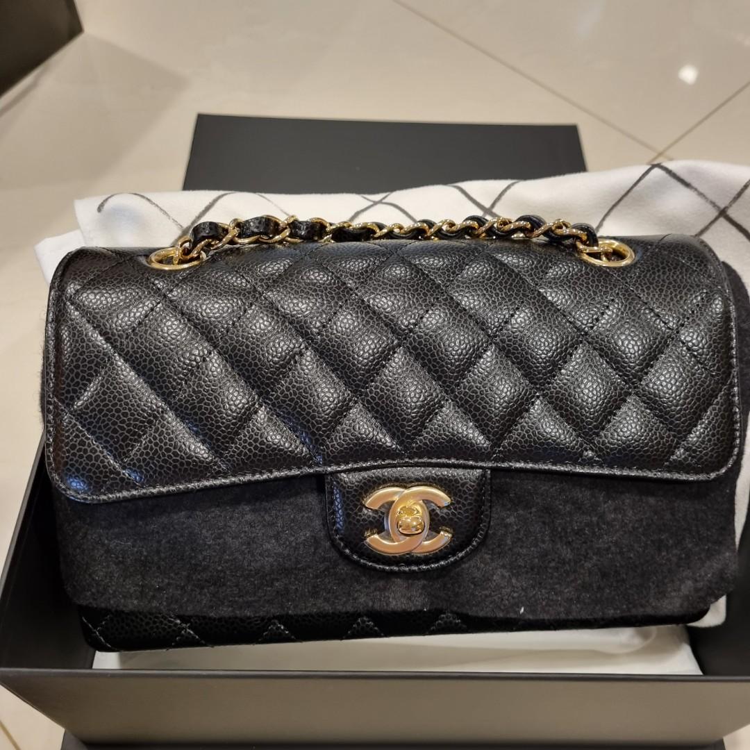 Chanel Classic Flap Small Caviar Gold hardware, Luxury, Bags & Wallets on  Carousell