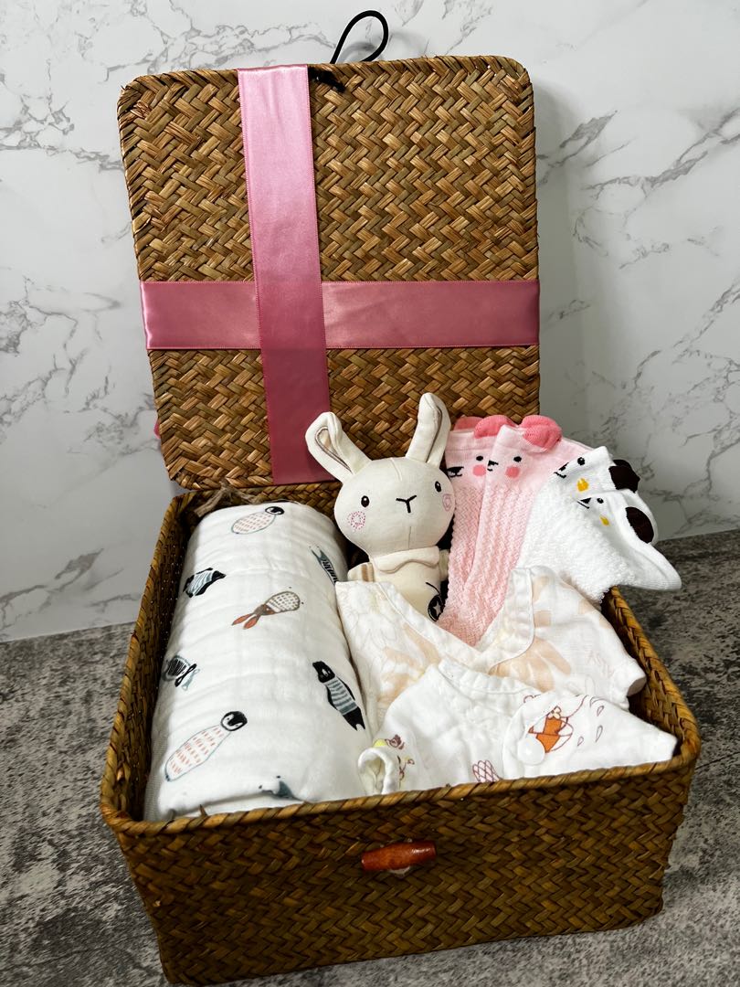 Customise baby hamper / best baby hamper/ full month gift, Babies & Kids, Babies & Kids Fashion