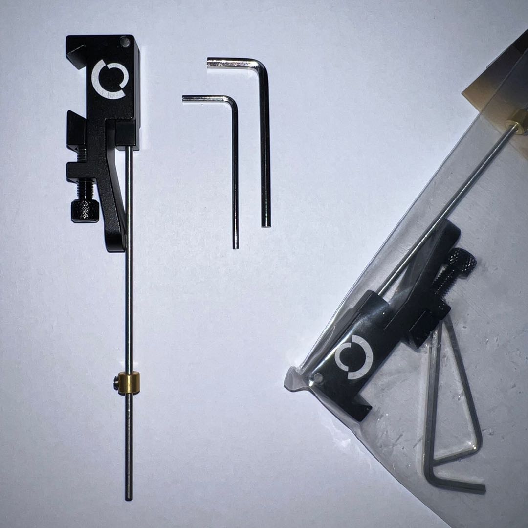 Extended Clicker Archery Sight mounted, Sports Equipment, Other