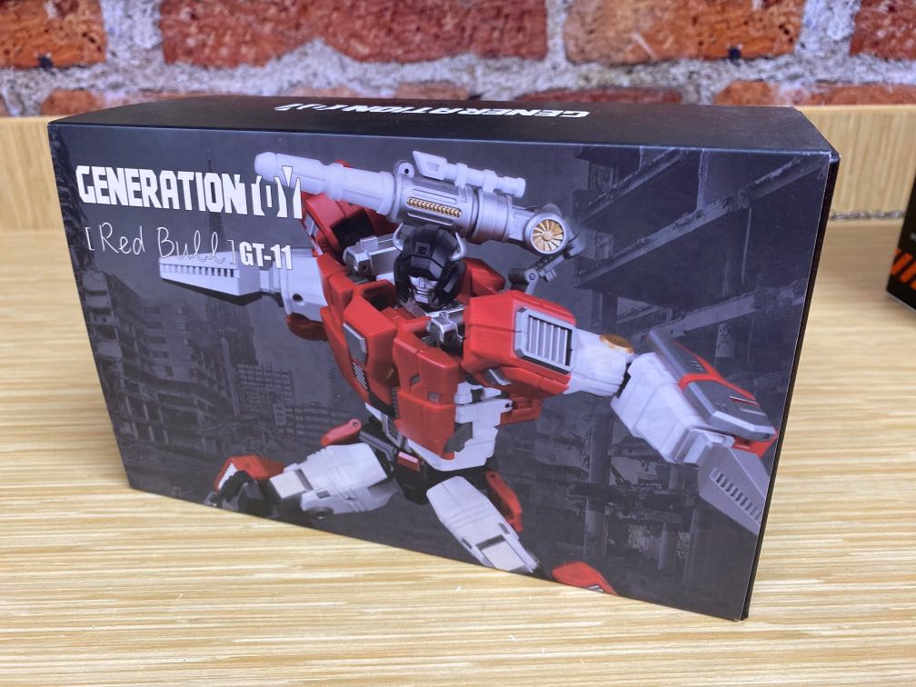 Generation Toy - GT 11 Red Bull, 興趣及遊戲, 玩具& 遊戲類- Carousell