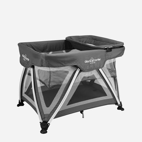 Giant carrier on sale crib geoffrey size