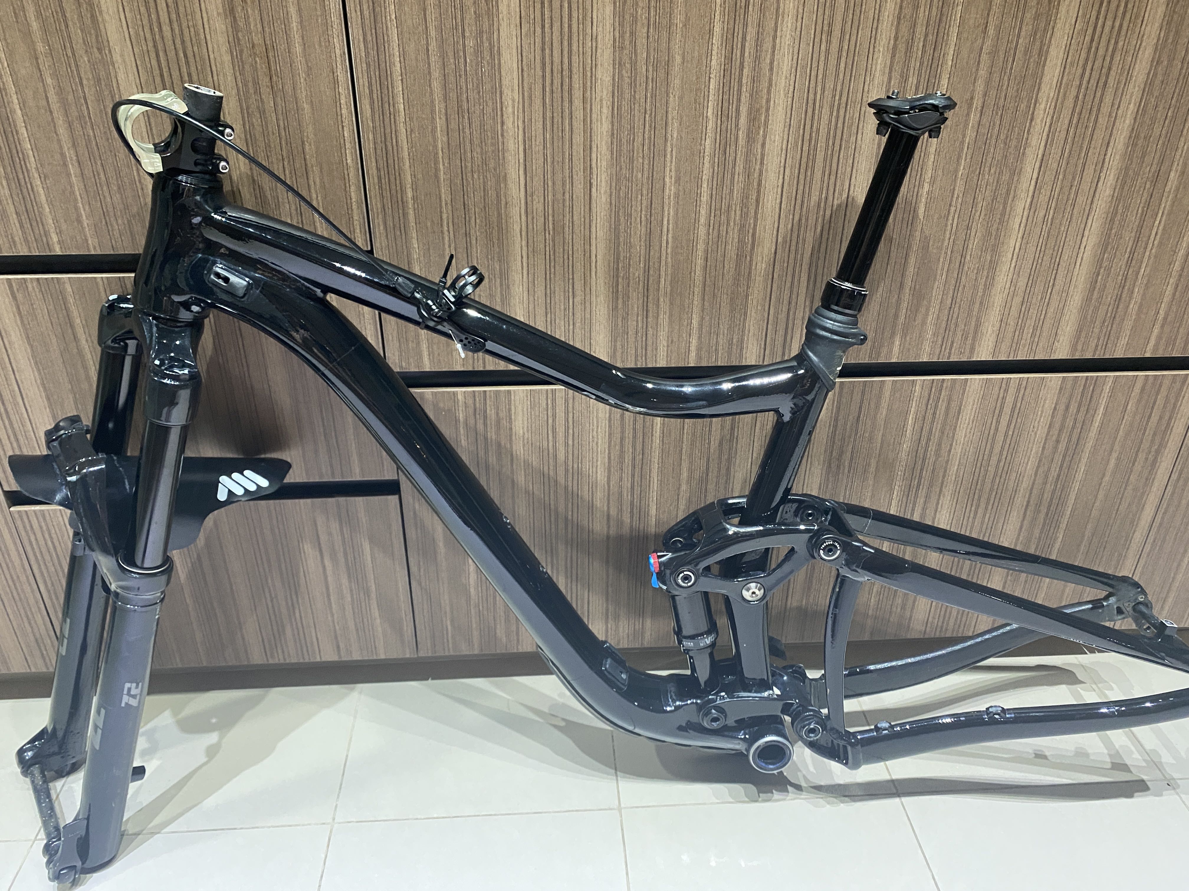 Giant trance 3 hot sale frame