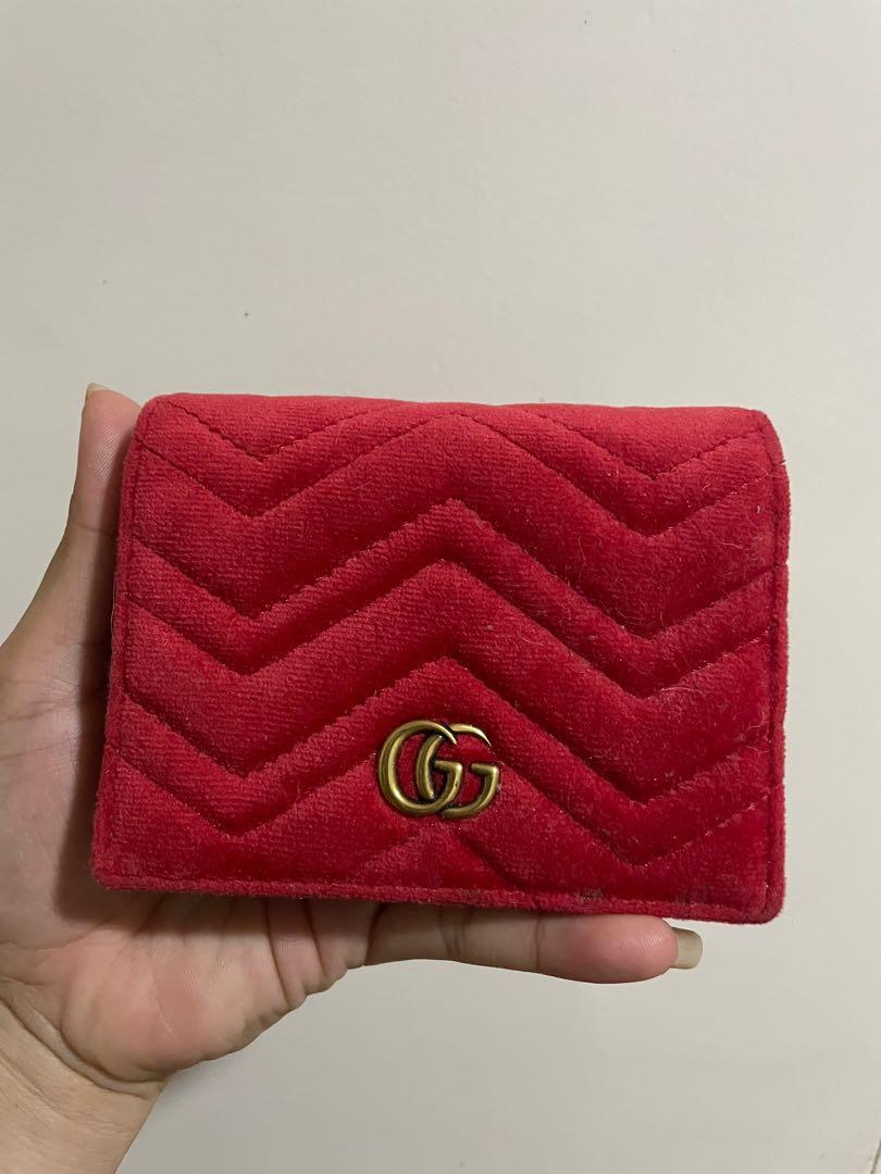 Gucci Marmont Wallet (Category: Luxury Bags & Wallets) located in Valenzuela. Submitted by declutterstuffs0099 (Listing ID 1151327370, Image 1). Description: Bought in Japan Coded (see the pic) Gucci zipper Gucci closure No flaws.