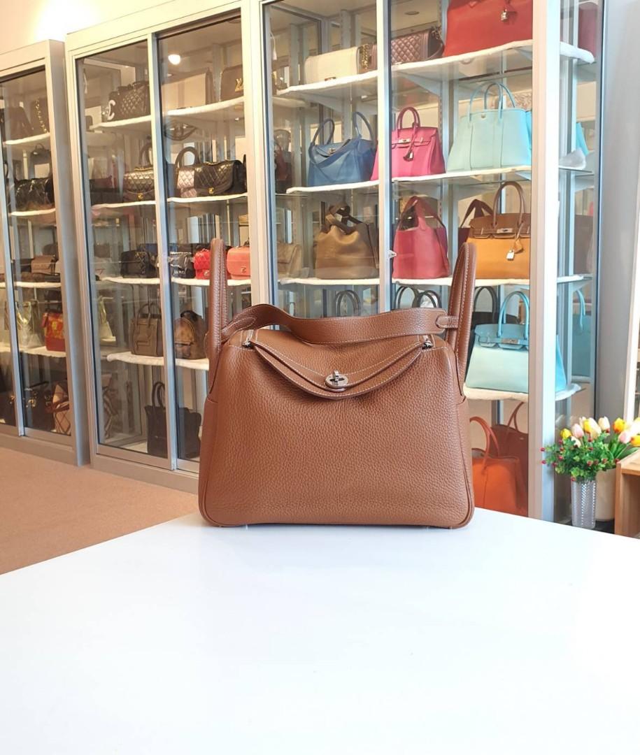 Hermes Lindy 30 Gold Clemence Stamp T Luxury Bags Wallets on