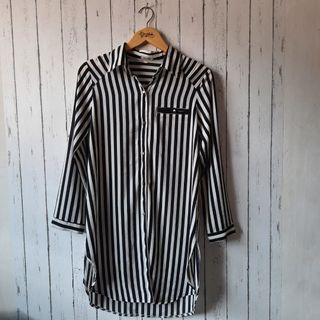 Kemeja stripe by Monggi