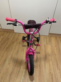 (Category: ) located in . Submitted by absolute_toys (Listing ID 1151213141, Image 1). Description: .
