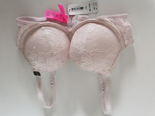 (Category: ) located in . Submitted by coolowl_35279f (Listing ID 1151240463, Image 1). Description: .