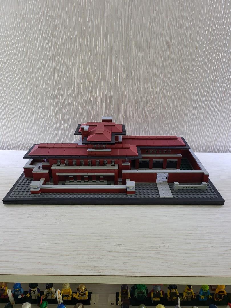 Lego robie online