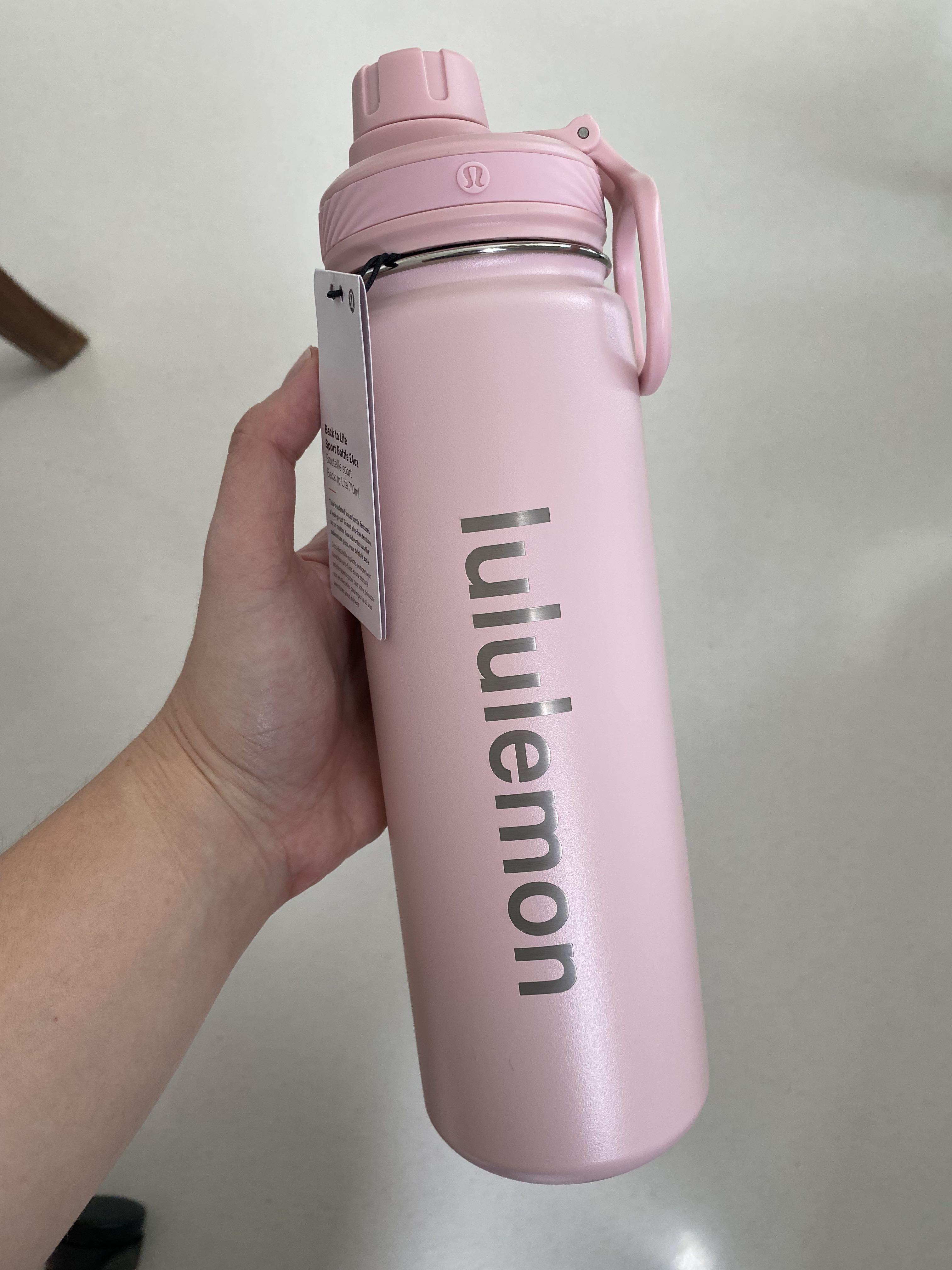 Review LULULEMON Back To Life Sport Bottle 24 oz Water Bottle Pink Mist 