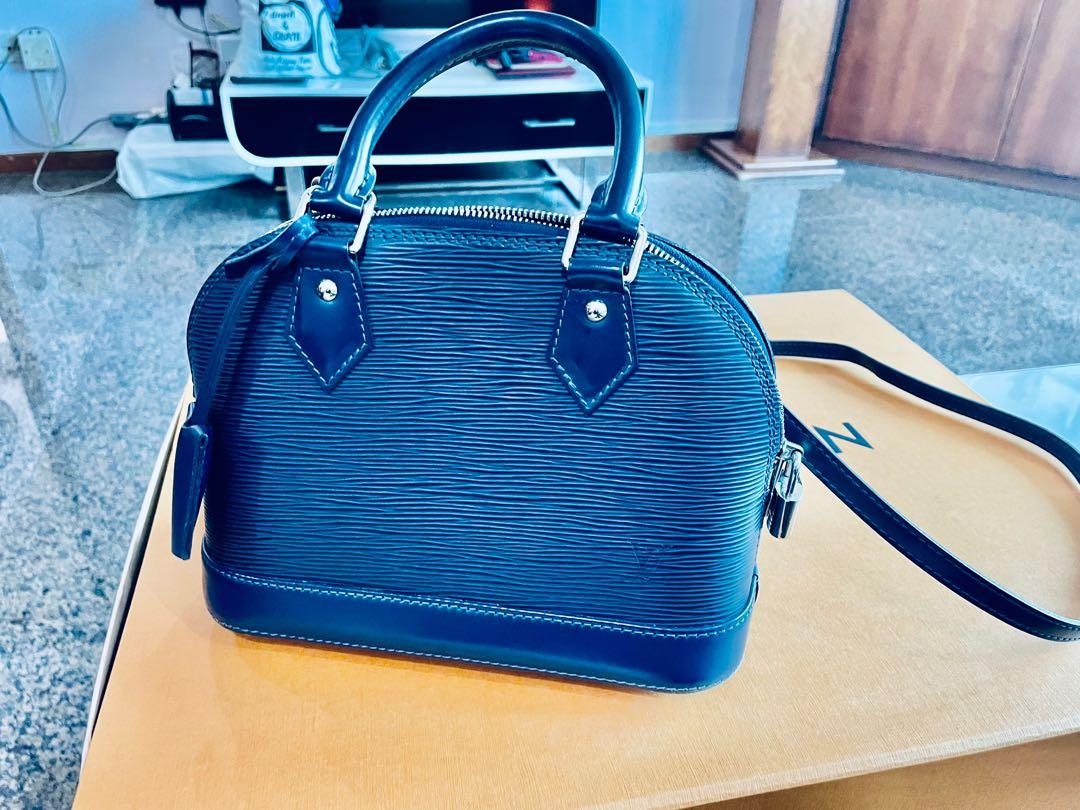 Louis Vuitton Vernis Alma BB Bag Blue