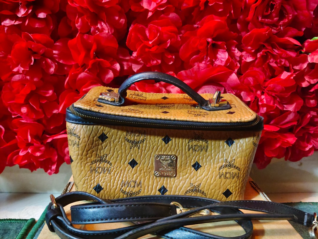 Mcm makeup sale bag